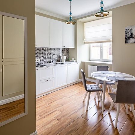 Ferienwohnung Romari Площа Катедральна 8 Lemberg Exterior foto