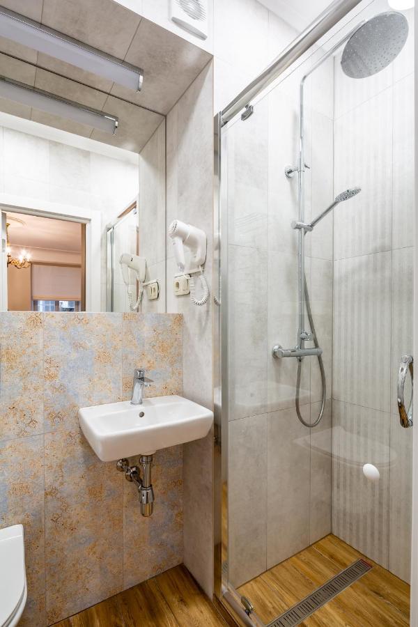 Ferienwohnung Romari Площа Катедральна 8 Lemberg Exterior foto