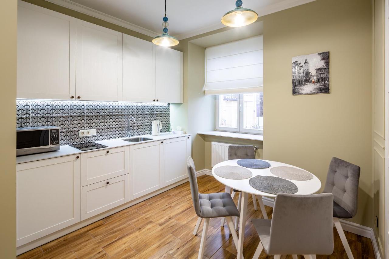 Ferienwohnung Romari Площа Катедральна 8 Lemberg Exterior foto
