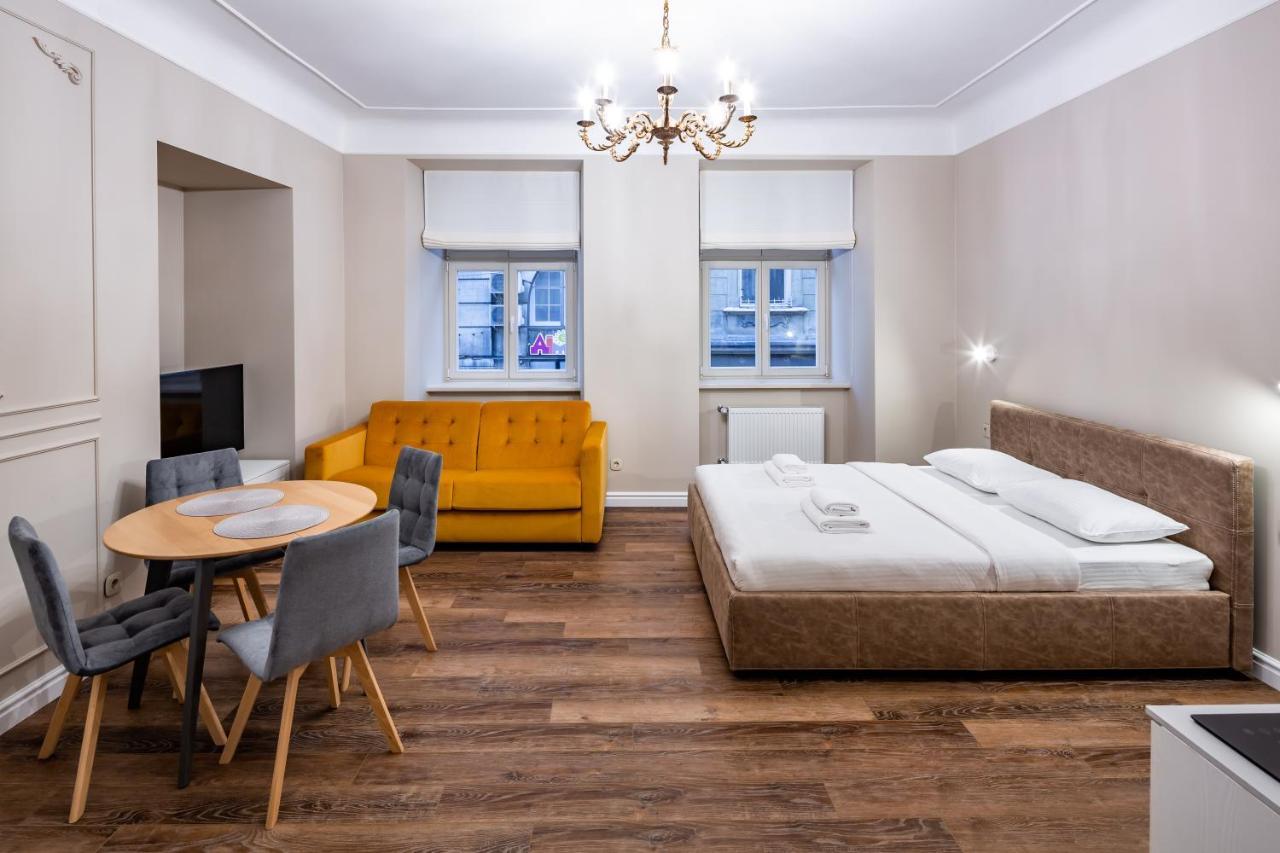 Ferienwohnung Romari Площа Катедральна 8 Lemberg Exterior foto